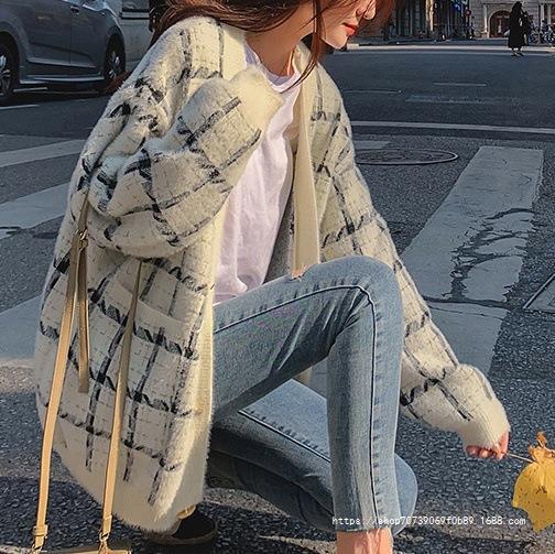 Damen Kuscheliger Oversized-Strickcardigan mit Karomuster EB