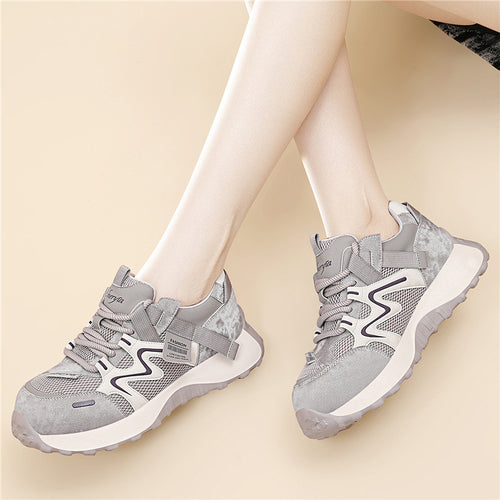 Damen Lauf- und Freizeitsneaker mit atmungsaktivem Obermaterial und rutschfester Sohle EB