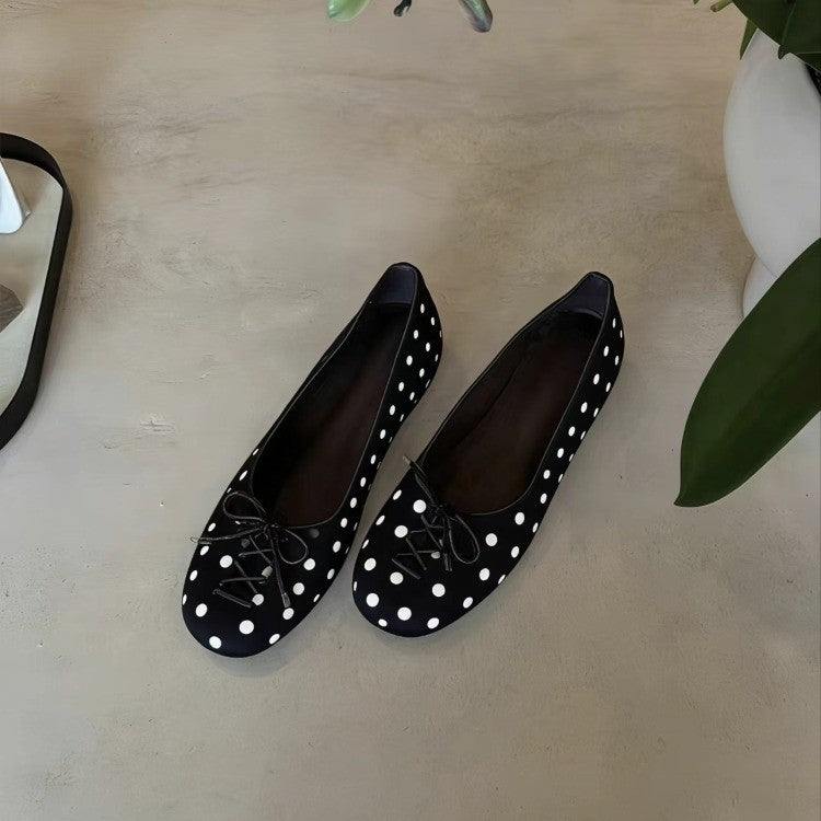 Damen Ballerinas mit charmantem Punktemuster und zierlichem Schleifendetail EB