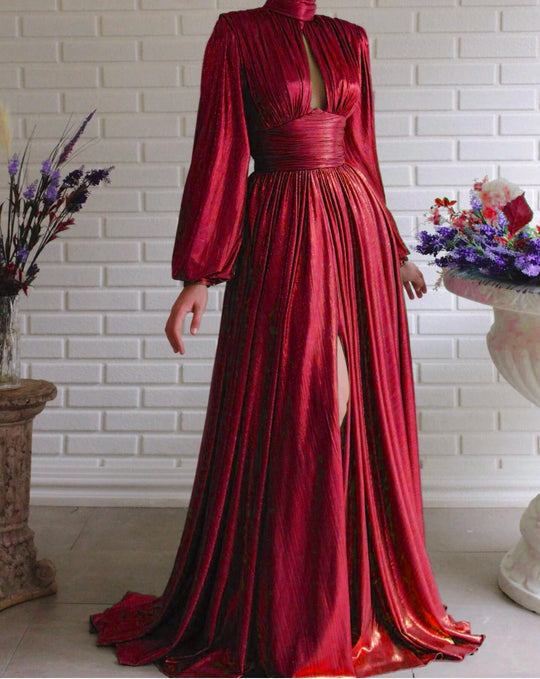 Damen Elegantes Maxikleid mit plissierten Details und luxuriösem Fall EB