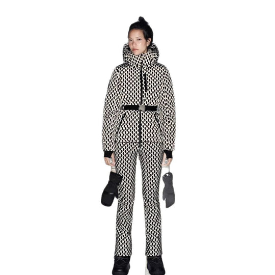 Damen winterliche Funktionsjacke mit hohem Kragen und elastischem Gürtel EB