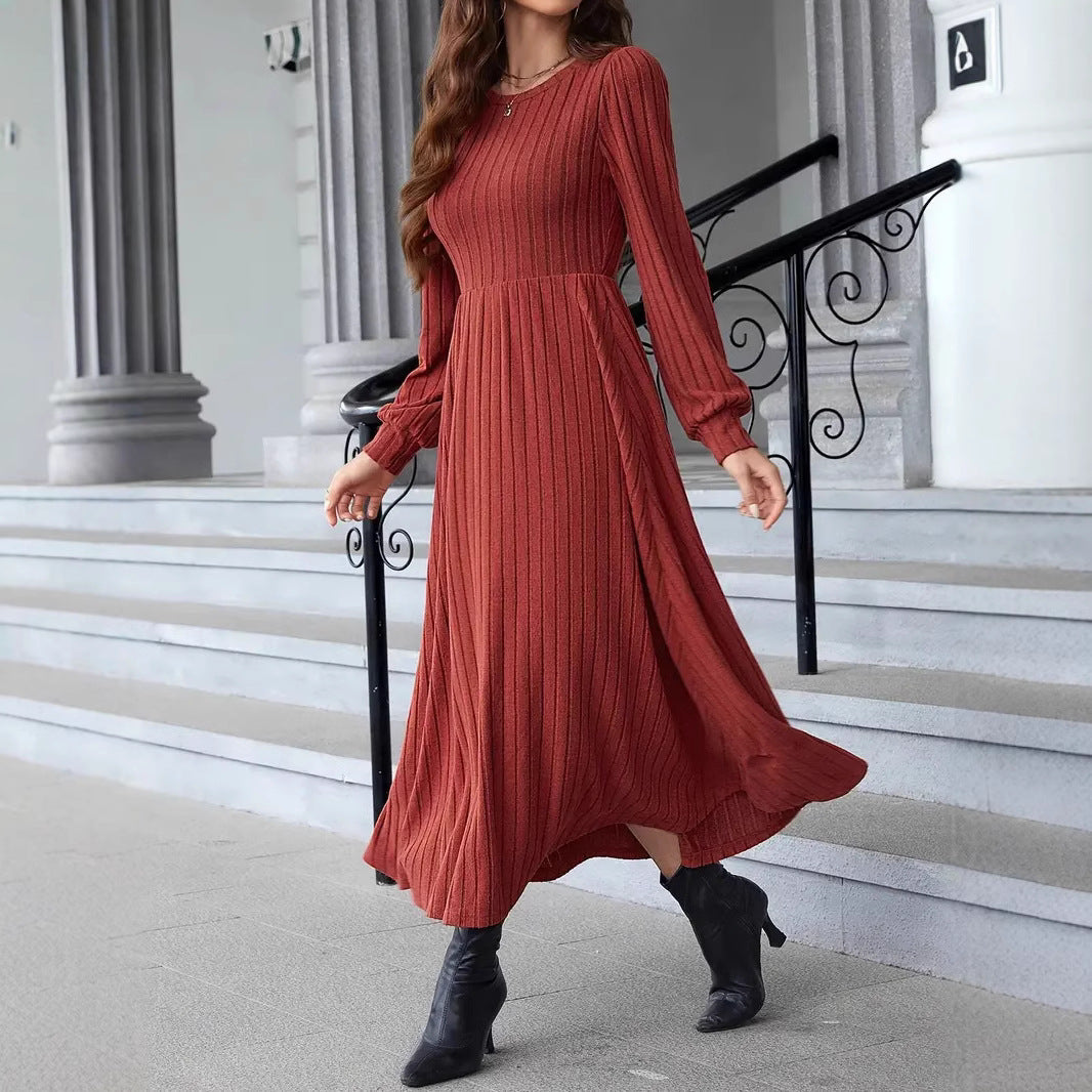 Damen gestricktes Maxikleid mit langen Ärmeln EB