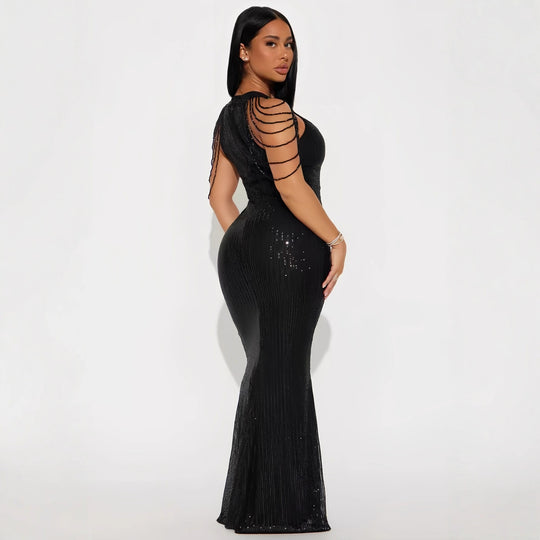 Damen Glamouröses Abendkleid mit schimmernden Pailletten und verführerischen Drapierungen EB