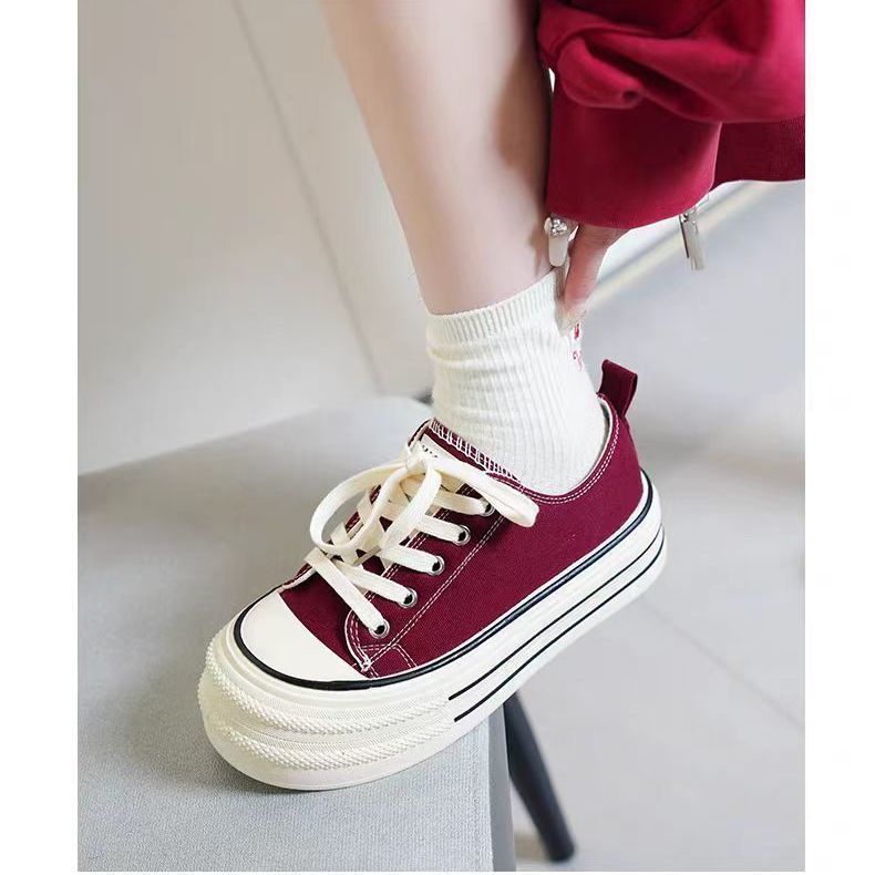 Damen Plateau Sneakers mit modischem Design und strapazierfähigem Obermaterial EB