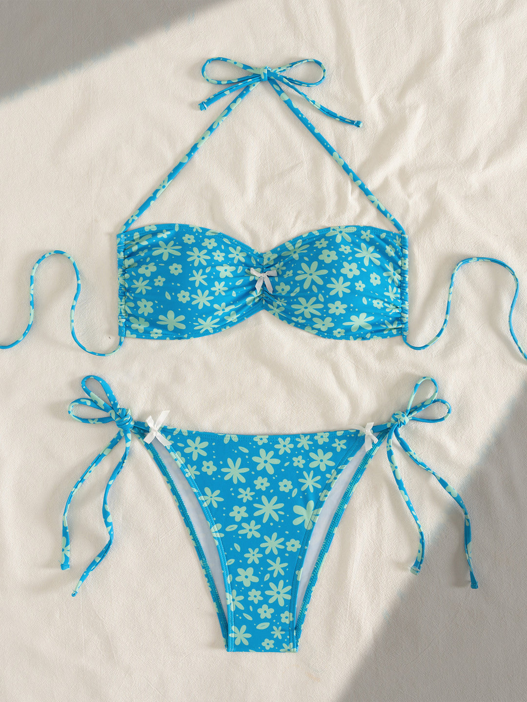 Damen Bandeau-Bikini mit floralen Akzenten EB