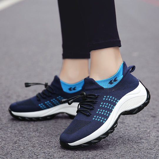 Damen gestrickte Slip-On Sneaker mit Schnellzugkordel, elastischem Schaft und stoßdämpfender Plateau-Sohle EB