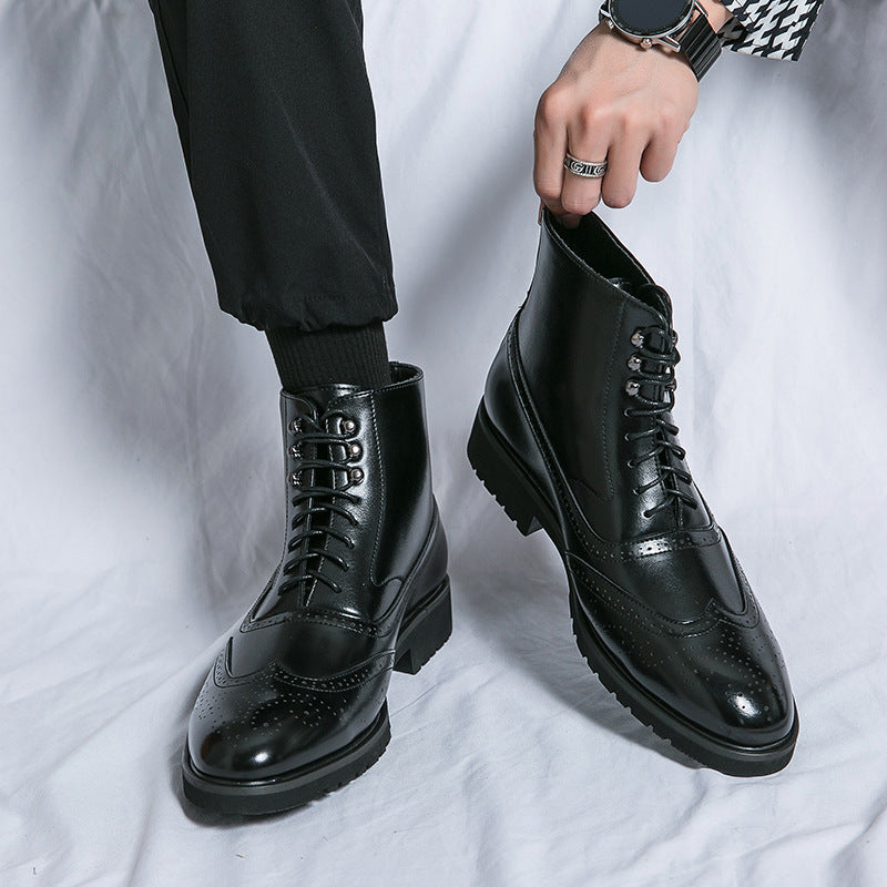Herren klassische Brogue-Schnürstiefelette mit perforiertem Wingtip und griffiger Gummisohle EB