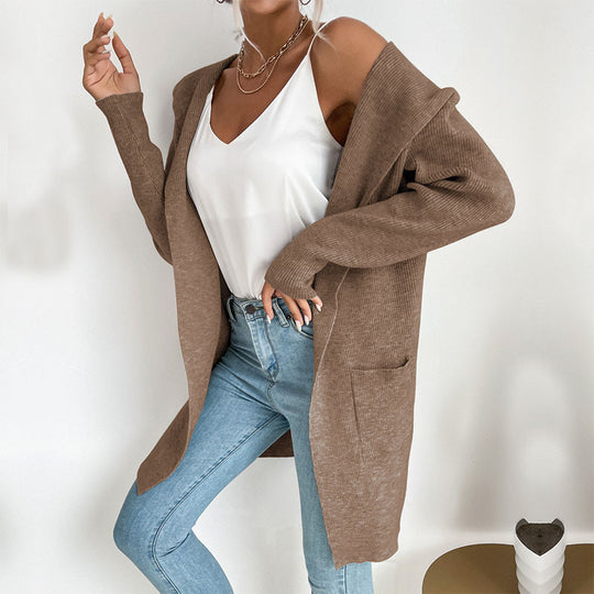 Damen Strickjacke mit tiefem V-Ausschnitt und praktischen Taschen EB