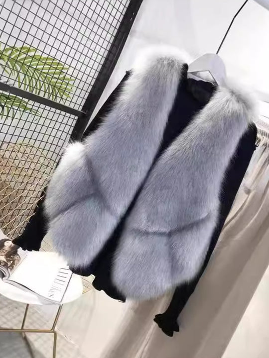 Damen Weste aus luxuriös flauschigem Kunstpelz EB