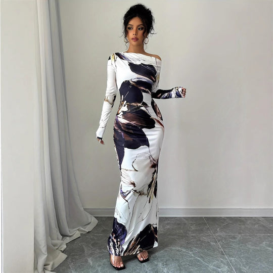 Damen Elegantes Maxikleid mit asymmetrischem Design und modernem Druck EB