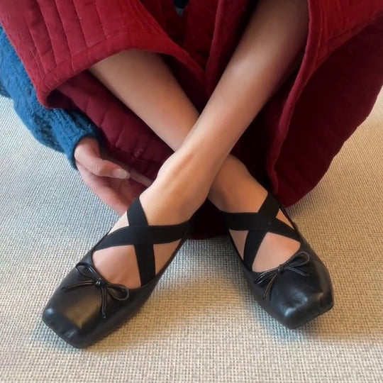 Damen Ballerinas mit elastischen Kreuzriemen und dekorativem Schleifendetail EB