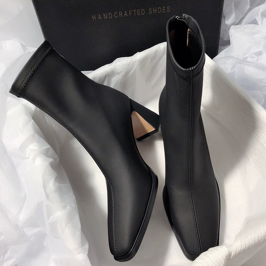 Damen elegante Ankle Boots mit stabiler Blockabsatz und flexiblem Innenfutter EB