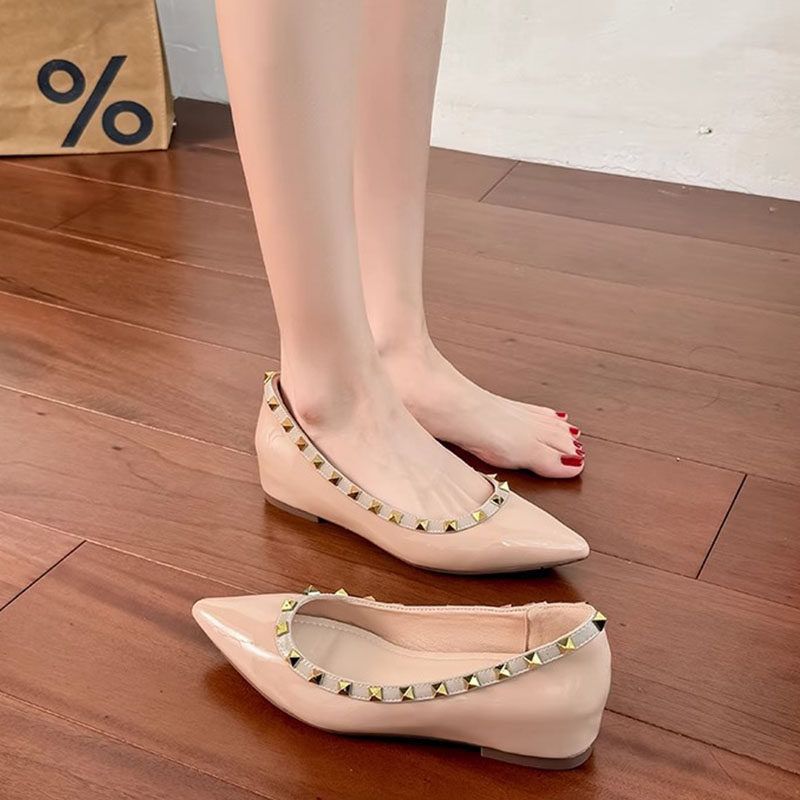Damen spitze Ballerinas mit goldenen Nieten EB