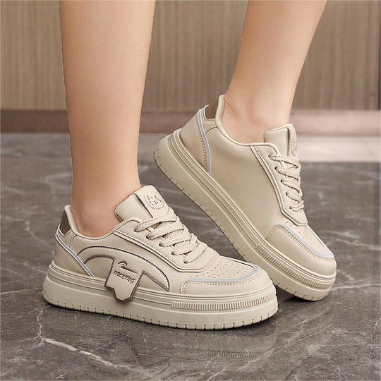 Damen Sportliche Sneaker mit ergonomischem Design und modischer Profilsohle EB