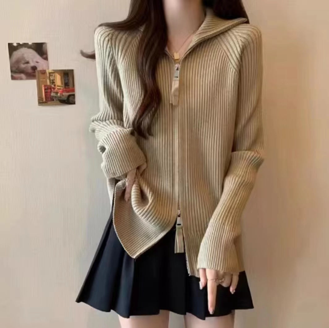 Damen Modische Strickjacke mit hohem Kragen und Reißverschluss EB