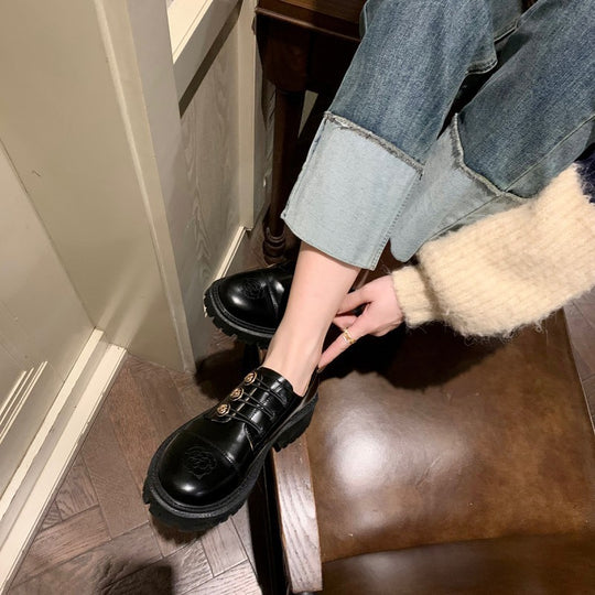 Damen komfortable Schnürschuhe aus hochwertigem Kunstleder mit eleganter Schnallenverzierung EB