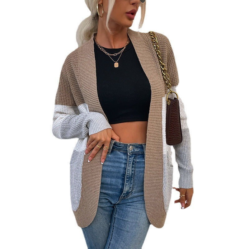 Damen Strickjacke mit modernen Farbblockdetails und praktischen Taschen EB