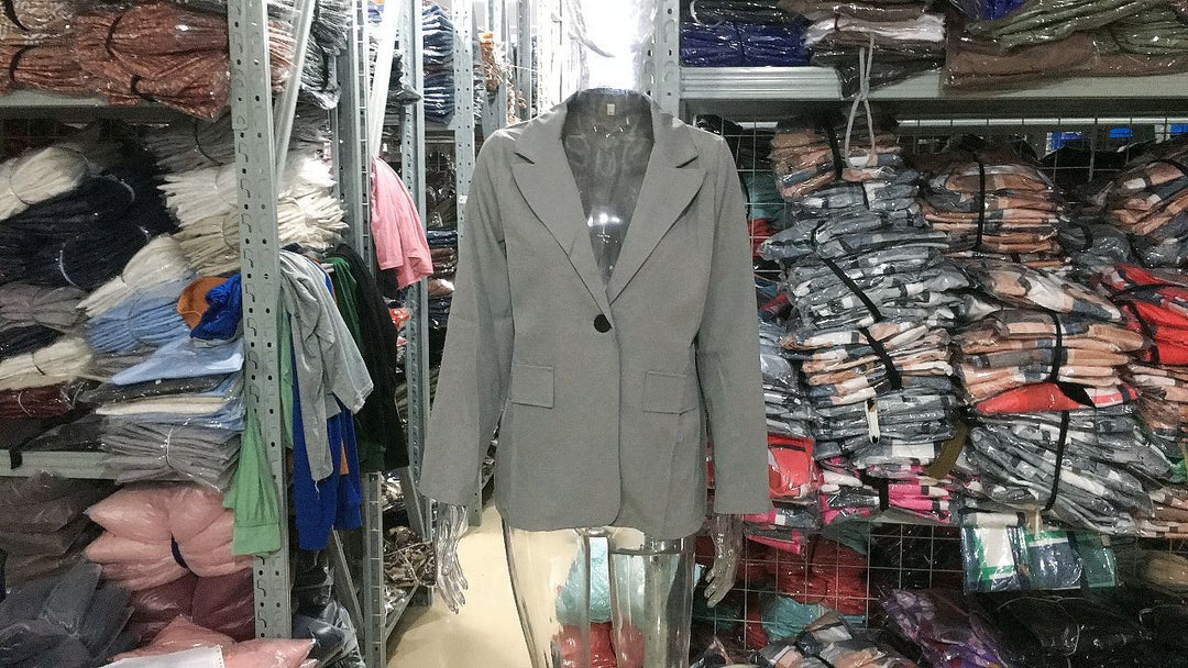 Damen nan Business-Blazer-Set mit strukturierter Oversize-Silhouette, Reverskragen und Bundfaltenhose EB