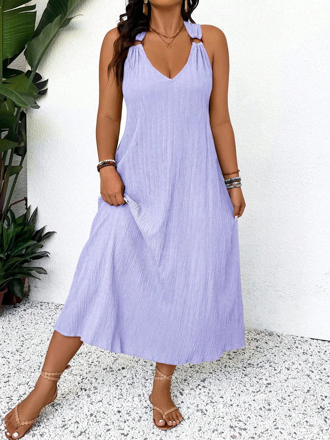 Damen Maxikleid mit schickem V-Ausschnitt und lässigen Trägern EB