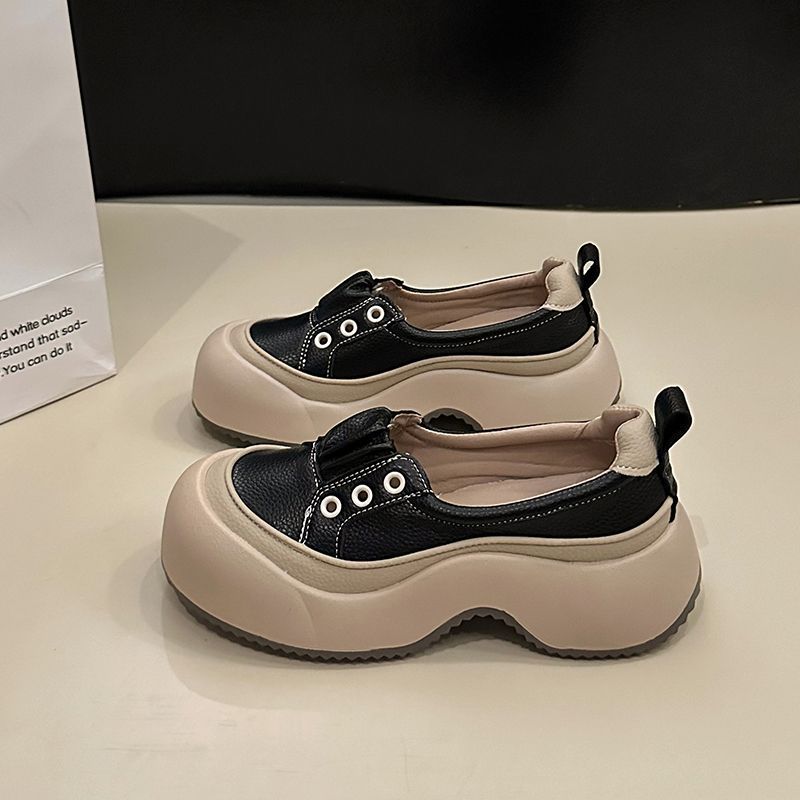 Damen Plateau Slipper mit elastischem Einstieg und modischem Design EB