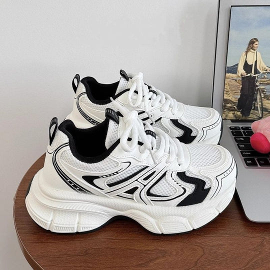 Damen Sportliche Sneaker mit ergonomischer Dämpfung und atmungsaktiver Mesh-Oberfläche EB