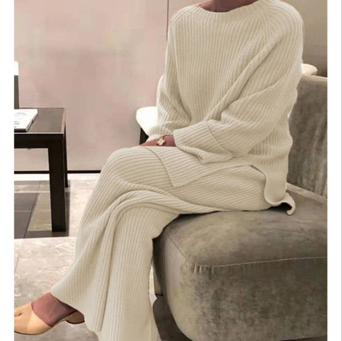 Damen gemütlicher Strickanzug im modernen Rippdesign EB
