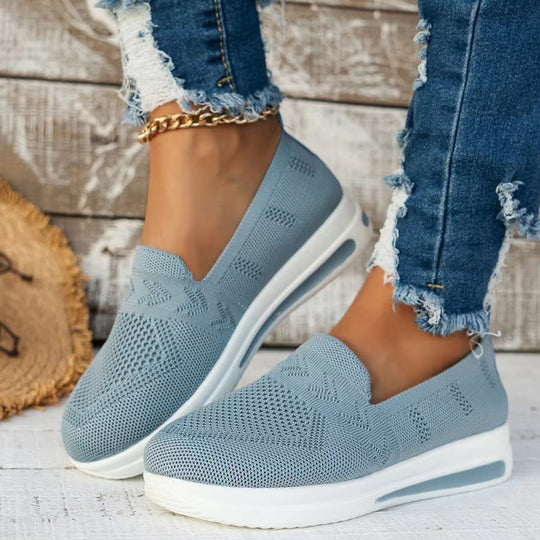 Damen Leichte und atmungsaktive Slip-On Freizeitschuhe EB