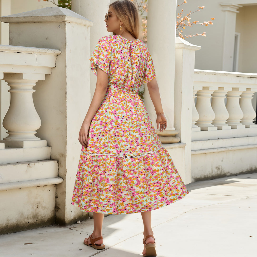 Damen Freizeitkleid mit floralen Mustern EB