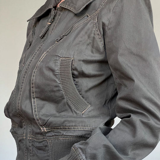 Damen cropped Jacke mit Reißverschluss und praktischen Taschen EB