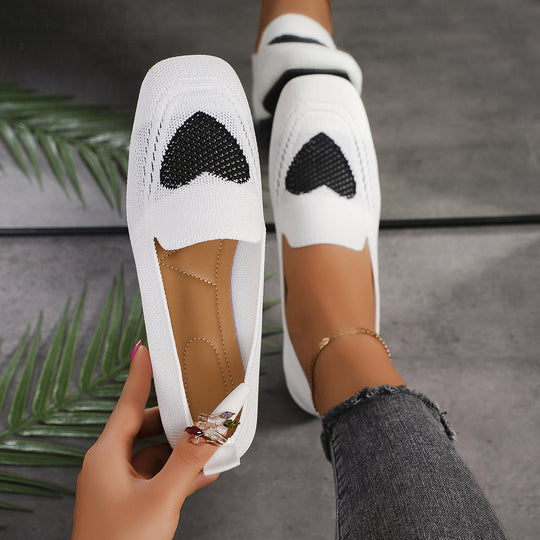 Damen Elegante Slip-On Ballerinas mit Herzdetails EB
