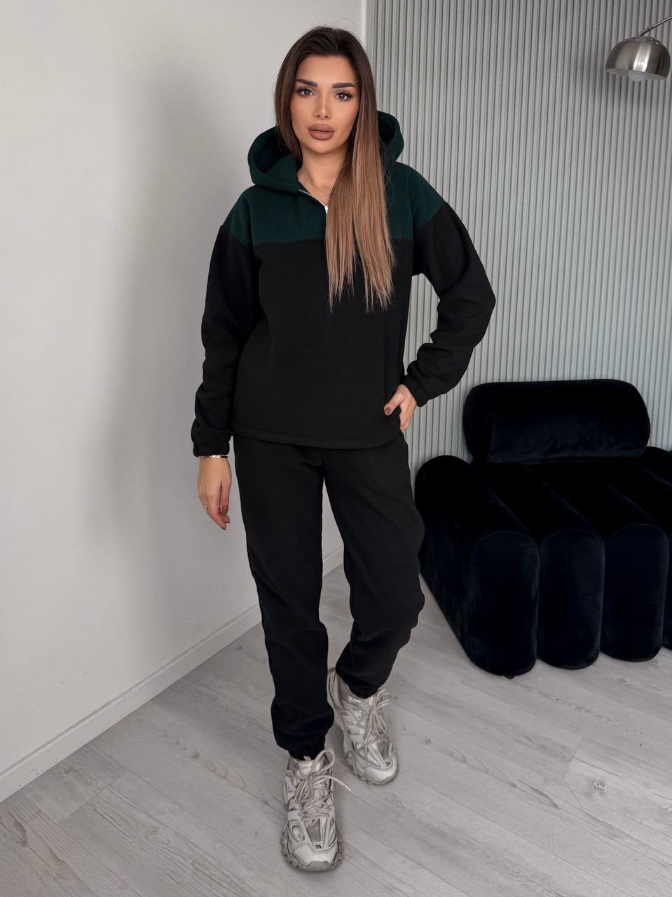 Damen Zweiteiliges Farbblock-Loungewear-Set mit halbem Reißverschluss und schmaler Jogginghose EB
