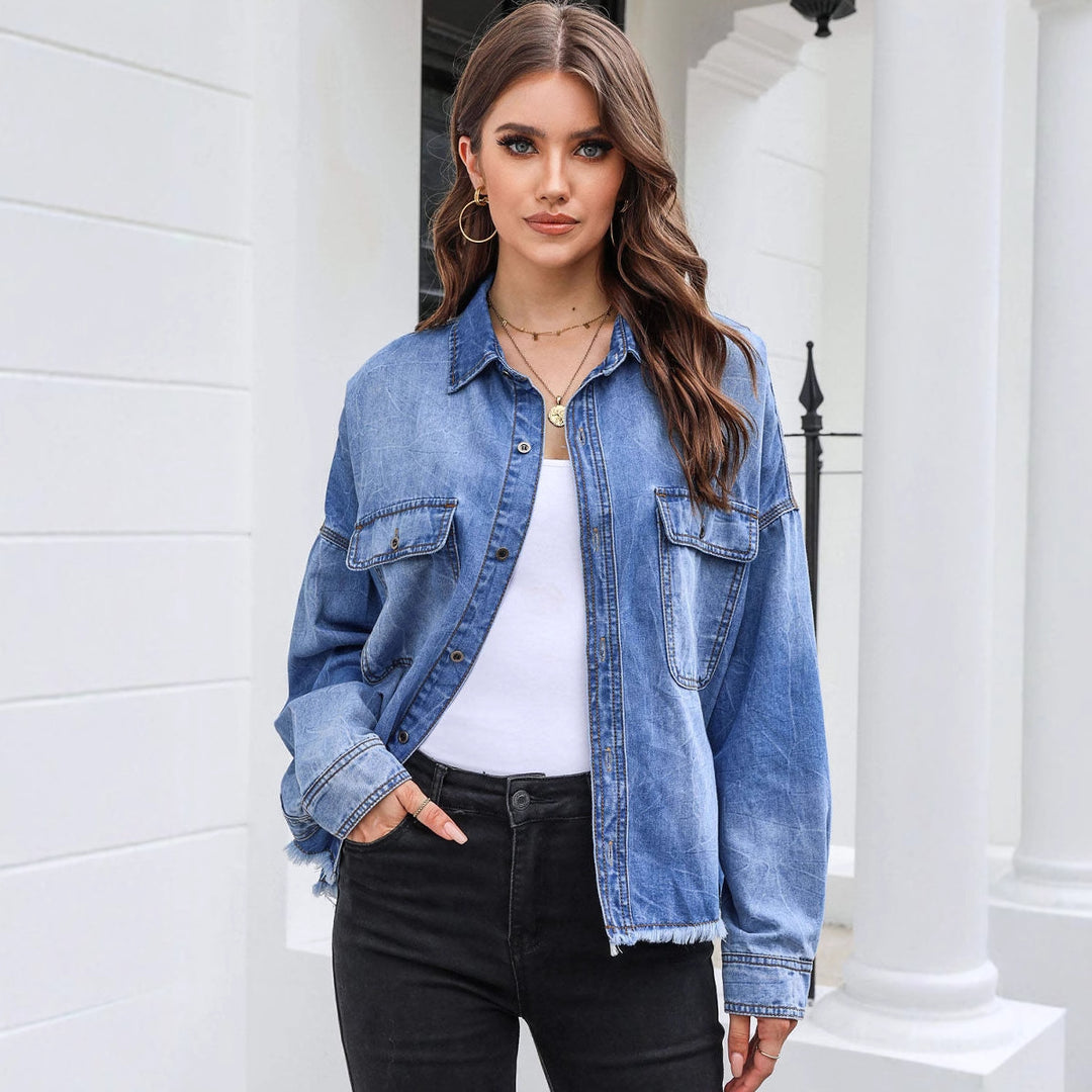 Damen Oversized Jeanshemd mit praktischen Brusttaschen und lässigem Schnitt EB