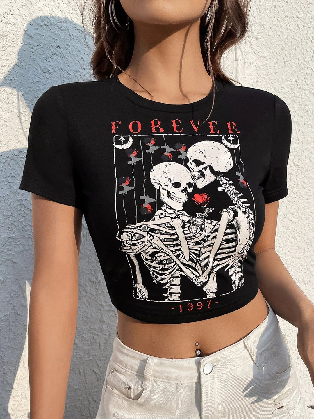 Damen Crop-T-Shirt mit kreativem Schriftzug EB