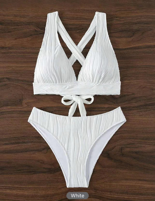 Damen Bikini-Set mit modernem Wickeldesign und geschmackvollen Rippendetails EB