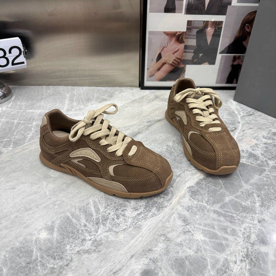 Damen sportliche Sneaker mit atmungsaktivem Obermaterial und rutschfester Sohle EB
