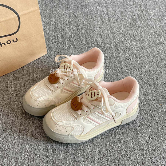 Damen Sportliche Sneakers mit innovativer Schnürsystem und atmungsaktiver Mesh-Oberfläche EB