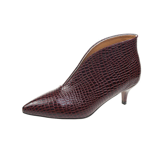 Damen nan spitze Stiefelette mit Krokoprägung und niedrigem Kittenabsatz EB