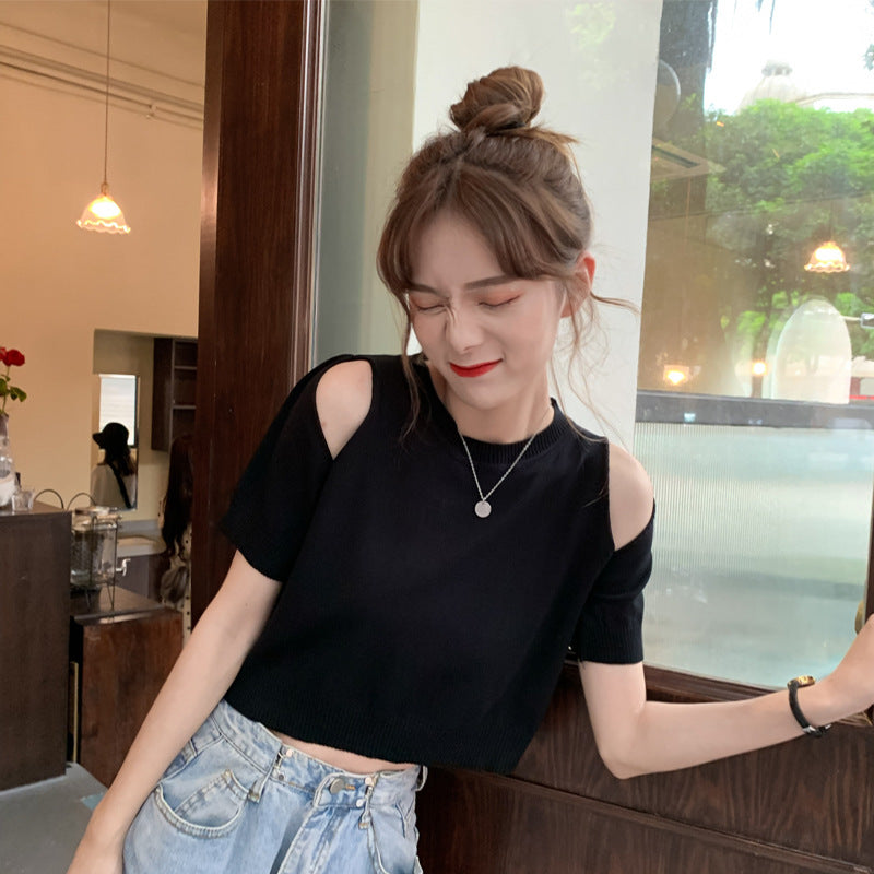 Damen Cropped Top mit schulterfreiem Design und modernem Strickmuster EB
