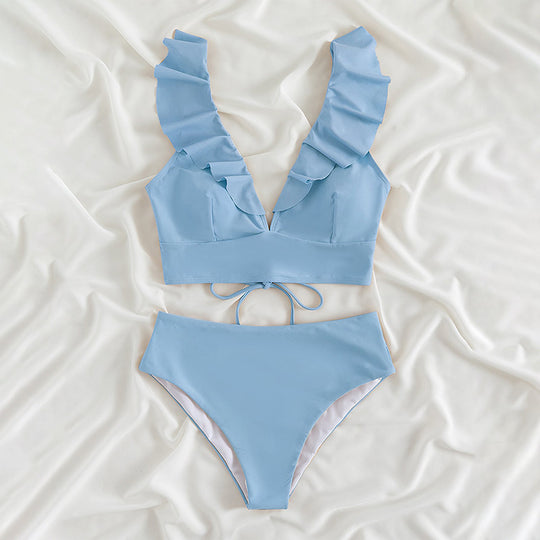 Damen Oberteil mit Rüschen und hohen Bikinihosen EB