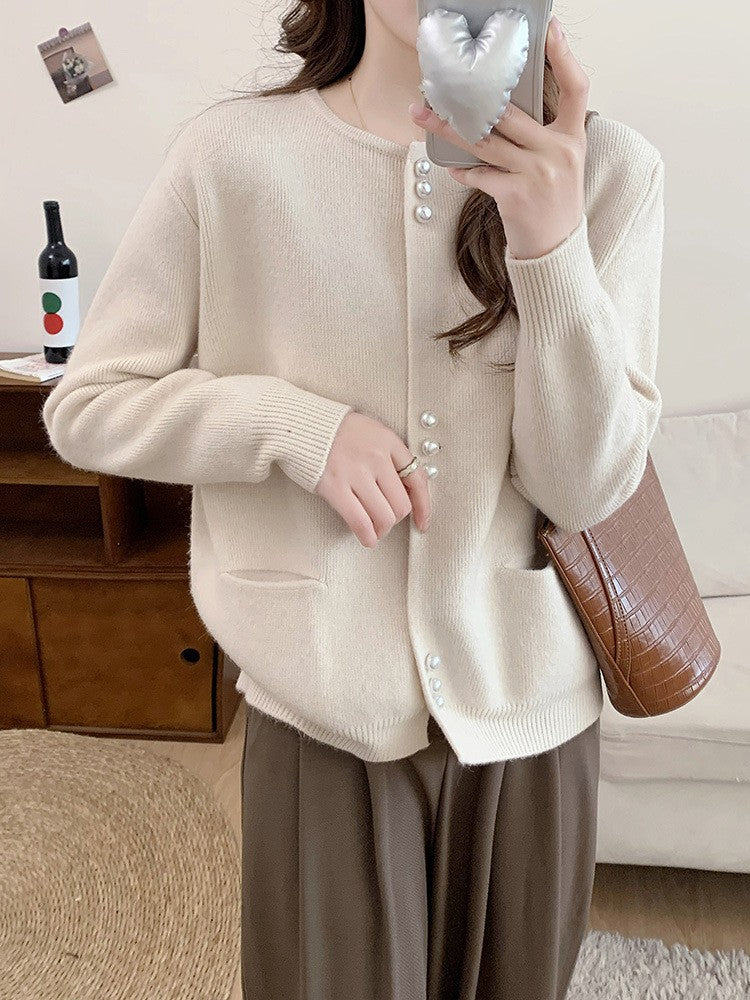 Damen Strickjacke mit eleganten Perlenknöpfen EB
