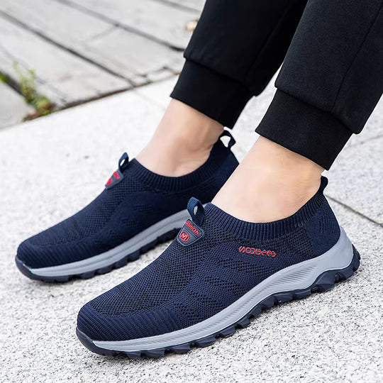 Damen Relaxed Slip-On Sneakers mit atmungsaktivem Strickoberteil und rutschfester Sohle EB