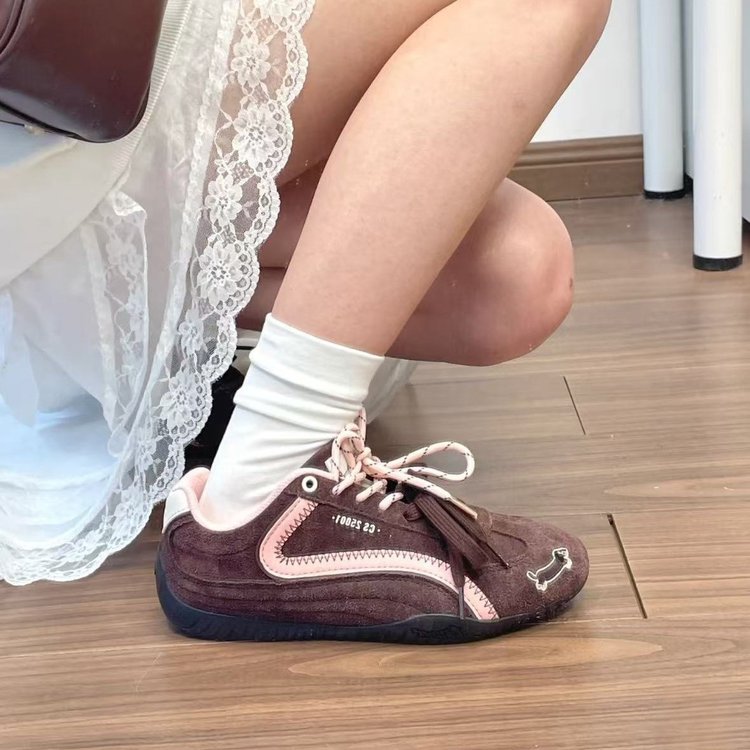 Damen Schnürschuhe mit halbhohem Schnitt und schicker Applikation EB