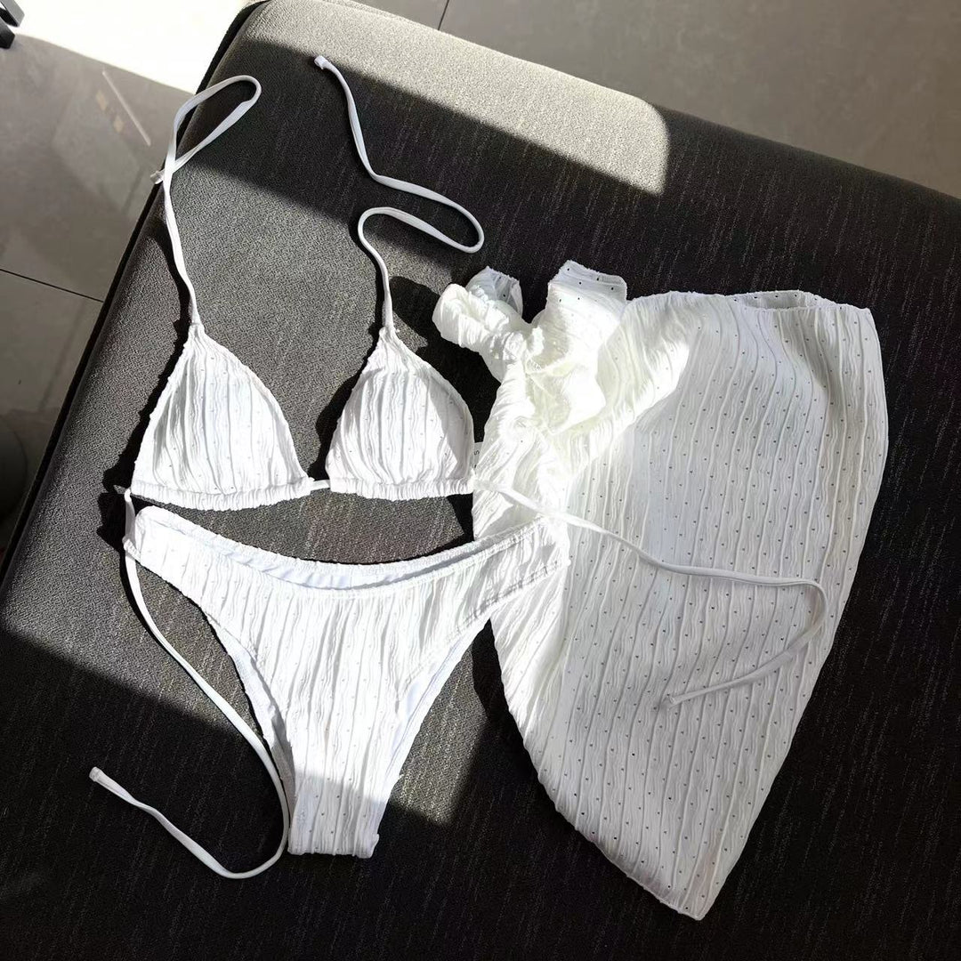 Damen Bikini-Set mit leicht glänzendem Design und verspieltem Wickelrock EB