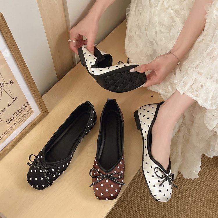 Damen Ballerinas mit modernem Punktedesign und elegantem Schleifenakzent EB