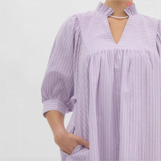 Damen Kurzarm Kleid mit modernem Stehkragen und Volant-Detail EB