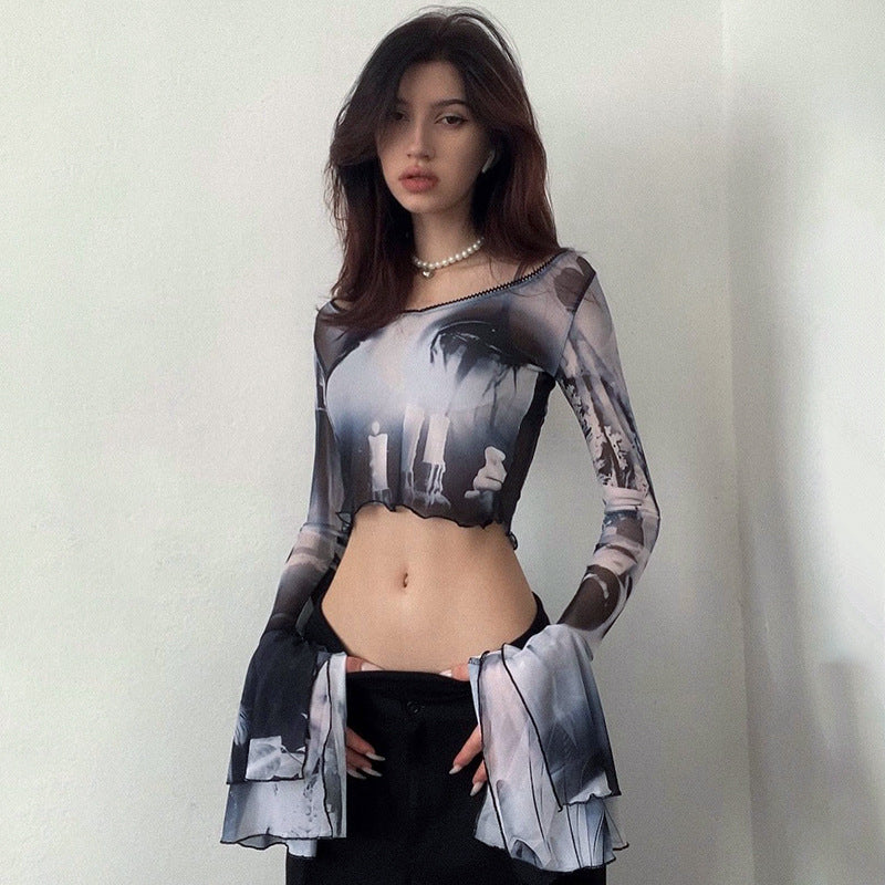 Damen Langarm Crop-Top mit kreative Grafik-Printdetails und ausgestellten Ärmeln EB