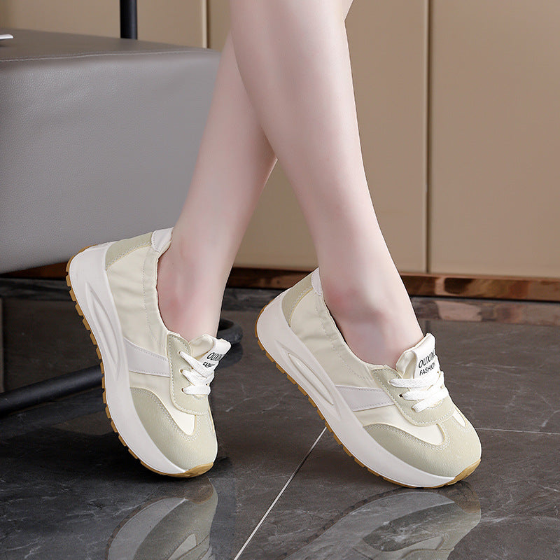 Damen Sportliche Sneaker mit elastischem Obermaterial und stoßdämpfender Sohle EB