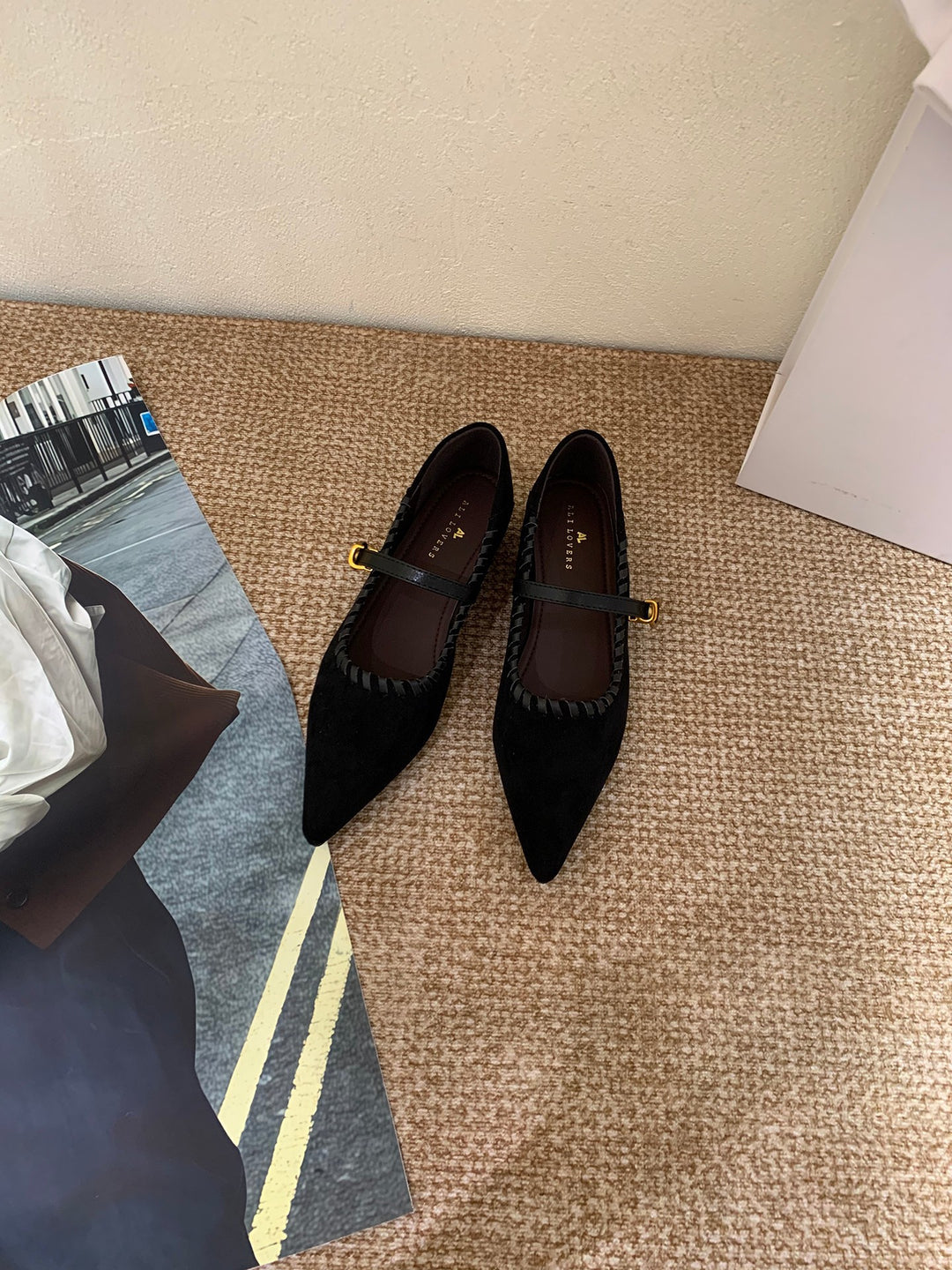 Damen elegante Schnürpumps mit modischem Riemen und spitzem Fußteil EB