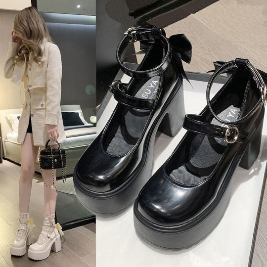 Damen Plateau-Pumps mit dekorativem Riemchen und eleganter Schnalle EB