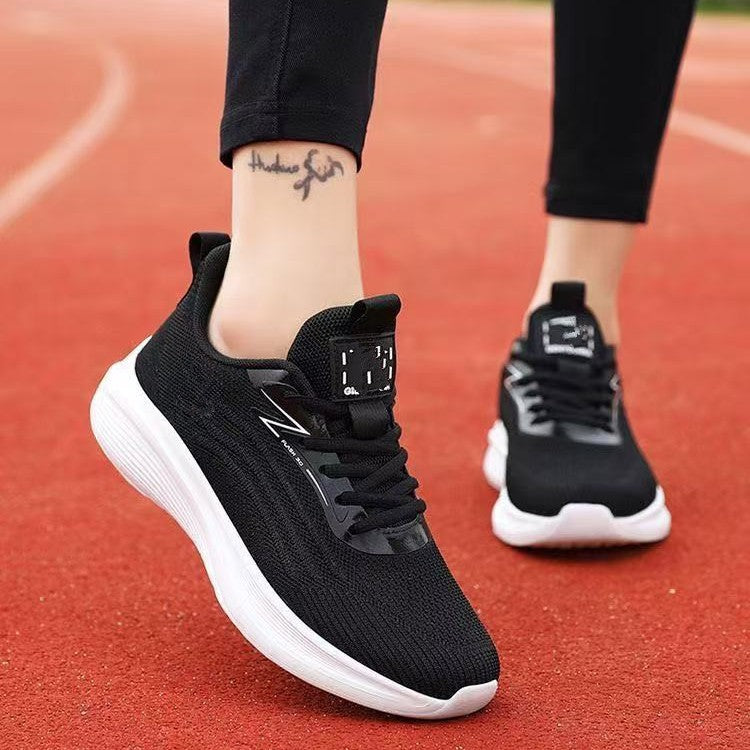 Damen Sportliche Lauf-Sneaker mit atmungsaktiver Oberflächenstruktur und stoßdämpfender Sohle EB